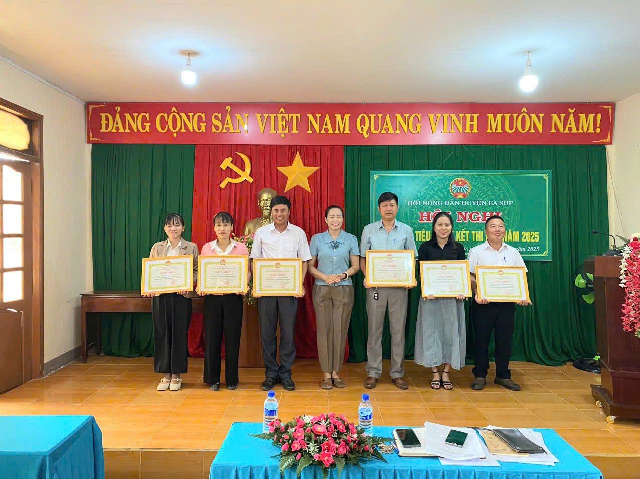 Hội Nông dân huyện giao chỉ tiêu và ký kết giao ước thi đua năm 2025